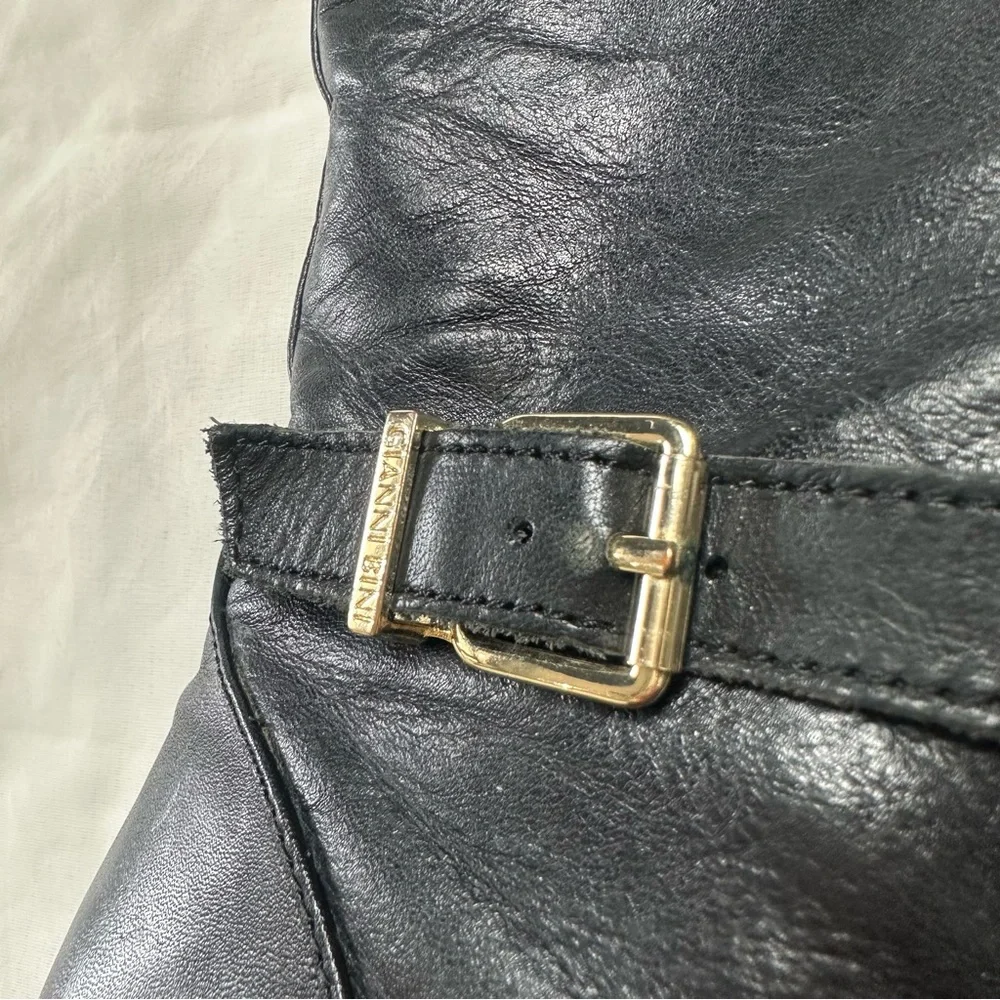 Gianni Bini Black and Tan knee high rounded leather boots size 7